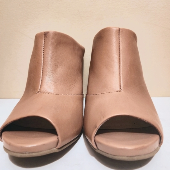 SEYCHELLES PROPAGANDA TAN NUDE MULES - Picture 8 of 10